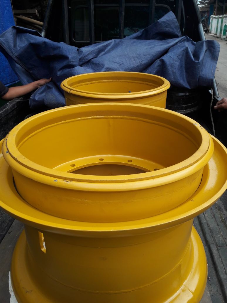 Berbagai Jenis dan Ukuran Velg Alat Beart, Forklift, Loader, Crane, Dump Truck dan lain sebagainya